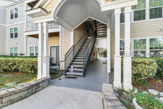$210,000 | 100 Kensington Boulevard, Unit 1013, Bluffton, SC 29910