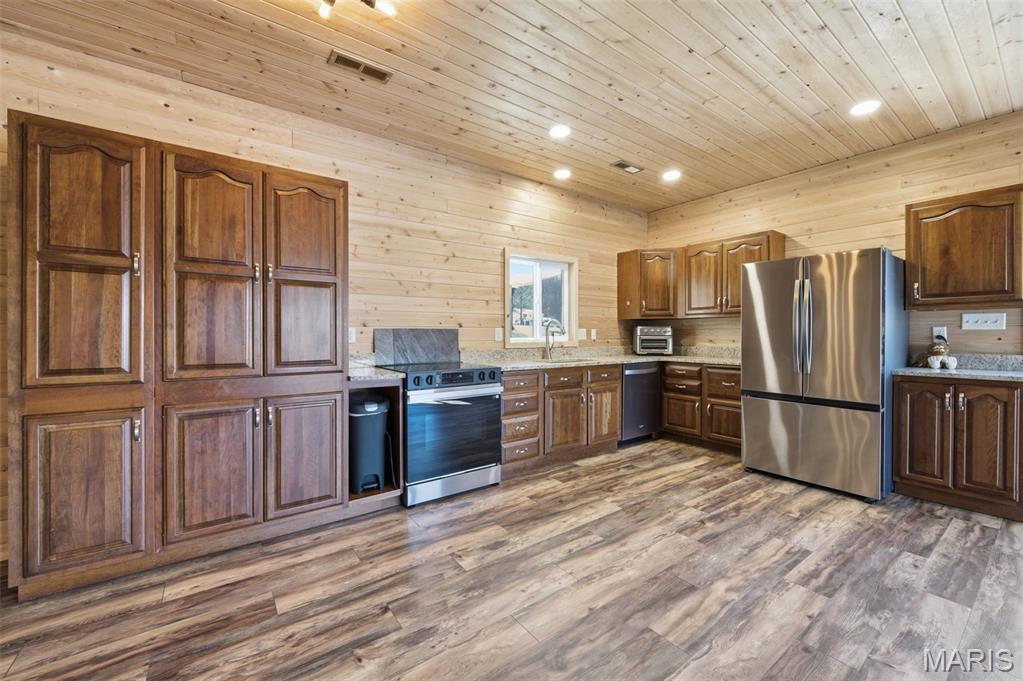 1387 Hartshorn Road Hermann, MO 65041 - Photo 11 of 49
