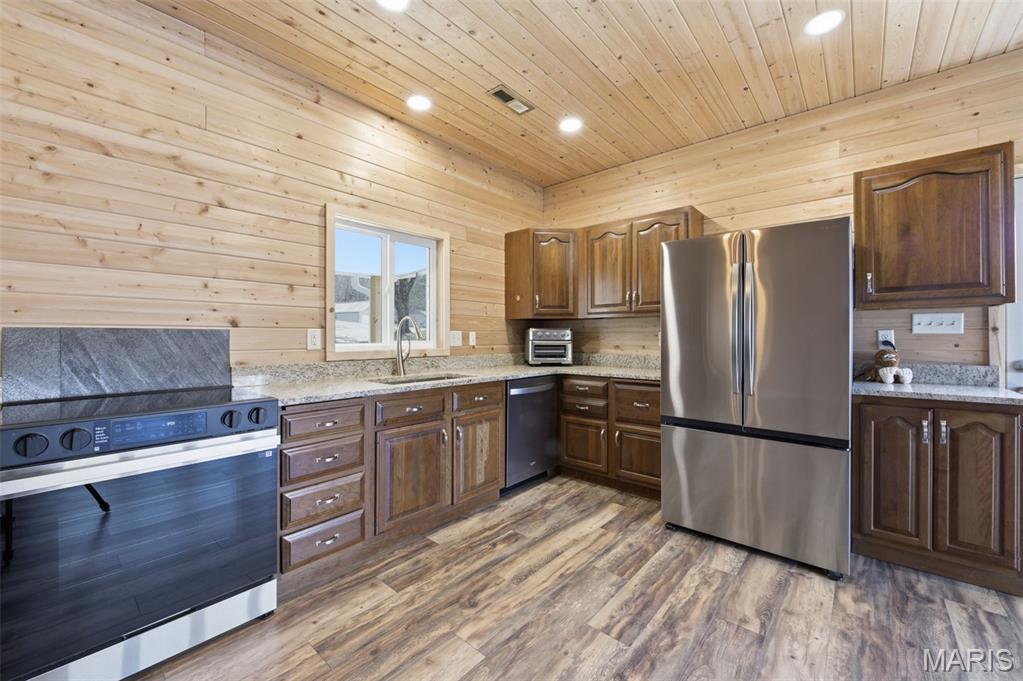1387 Hartshorn Road Hermann, MO 65041 - Photo 30 of 49