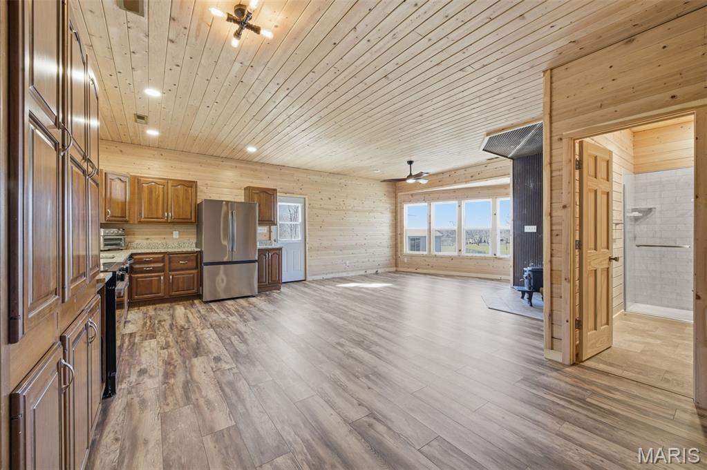 1387 Hartshorn Road Hermann, MO 65041 - Photo 6 of 49