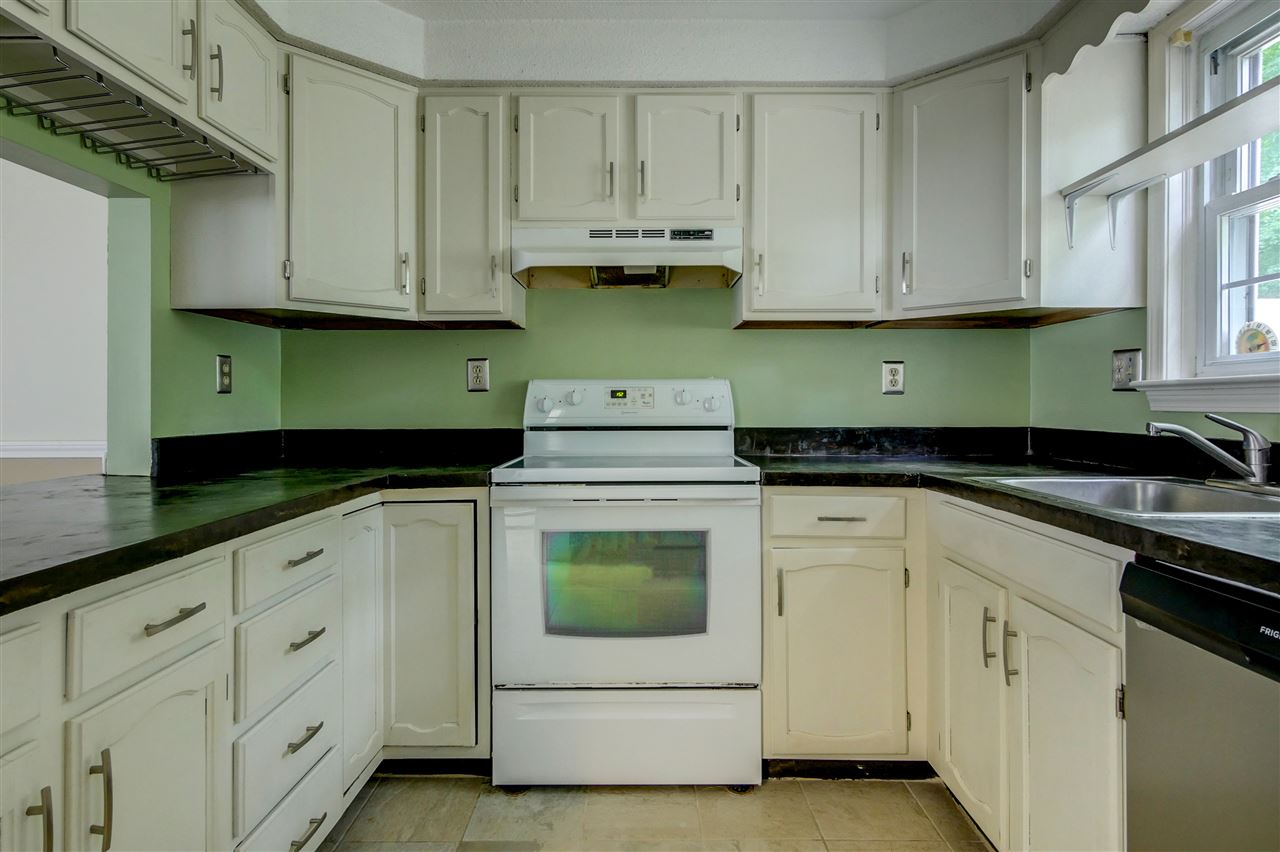 3 Chestnut Circle Merrimack, NH 03054 - Photo 12 of 31 Gallery Image 12