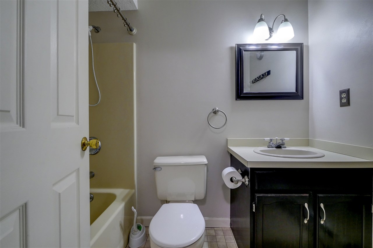 3 Chestnut Circle Merrimack, NH 03054 - Photo 18 of 31 Gallery Image 18