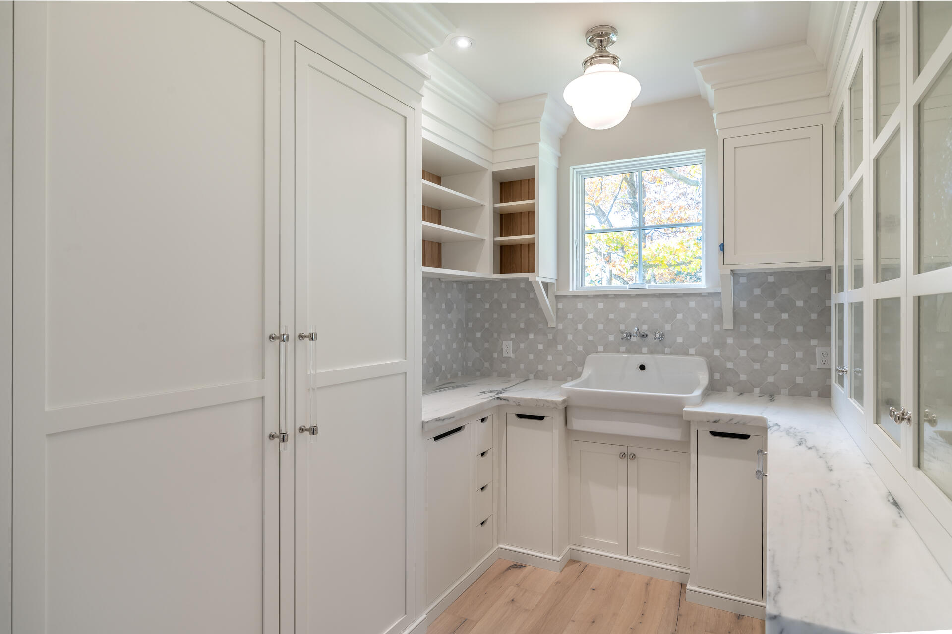 51 Meeting House Farms Road Yarmouth, ME 04096 - Photo 13 of 27 Butler's Pantry