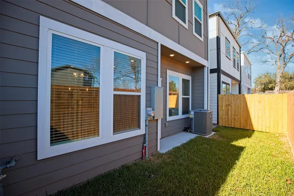 $1,999 | 209 Clark Meadows Lane, Houston, TX 77076