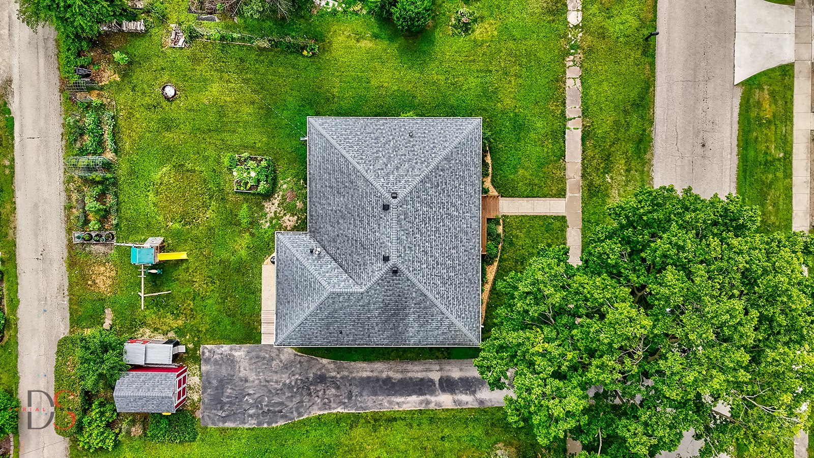 927 Clark Street Marseilles, IL 61341 - Photo 21 of 25 an aerial view of a house