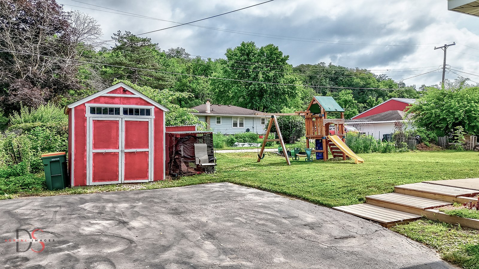 927 Clark Street Marseilles, IL 61341 - Photo 25 of 25 a view of a back yard of the house