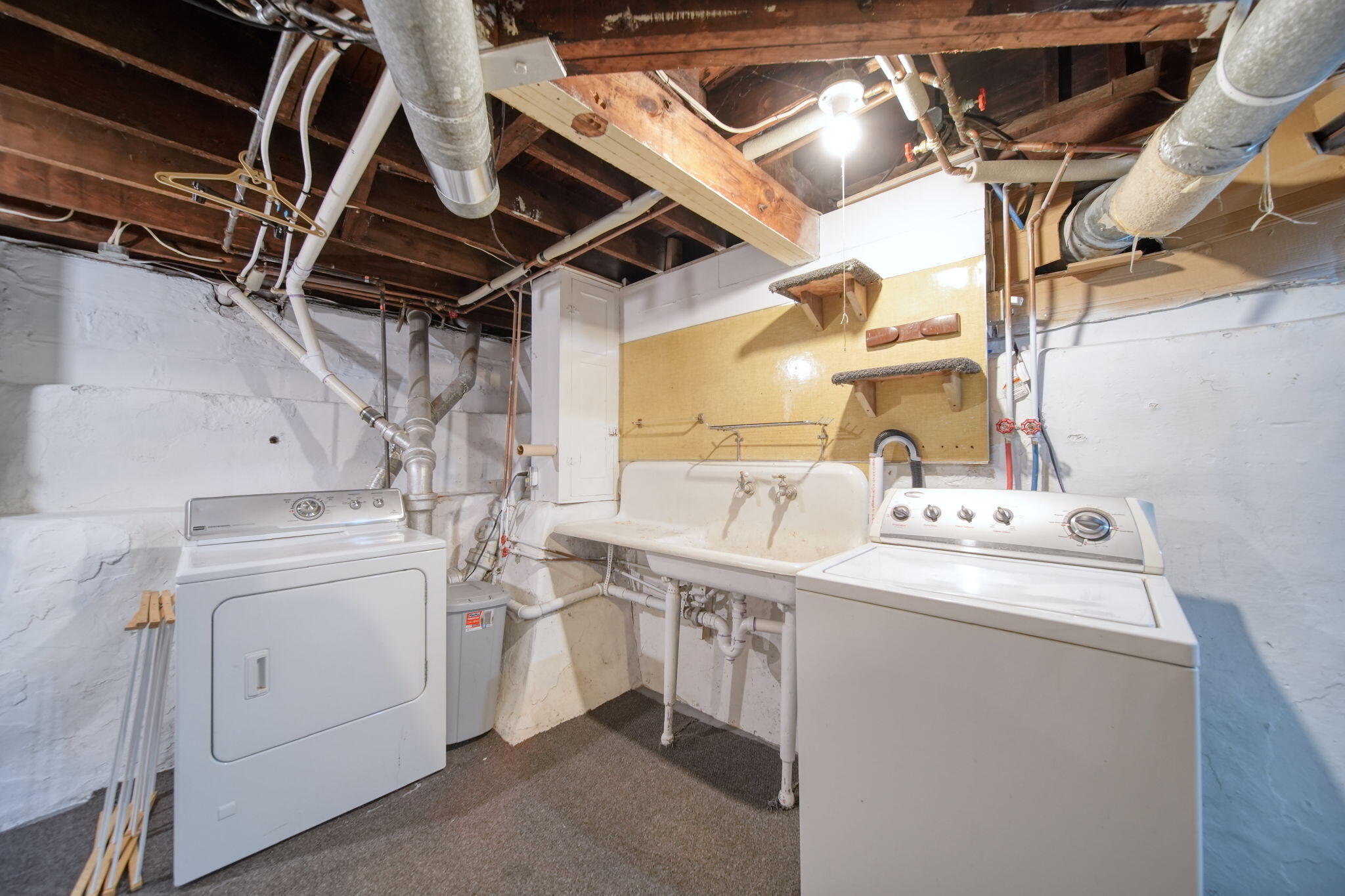 110 South Wisner Street Jackson, MI 49203 - Photo 34 of 44 laundry