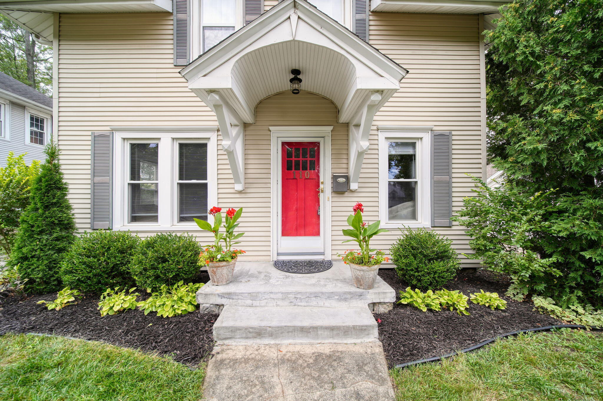 110 South Wisner Street Jackson, MI 49203 - Photo 4 of 44 entry