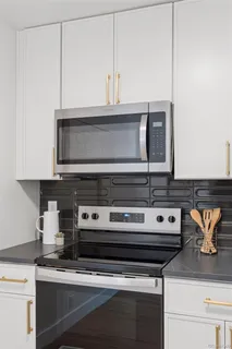$560,000 | 1404 West Lake Avenue, Littleton, CO 80120