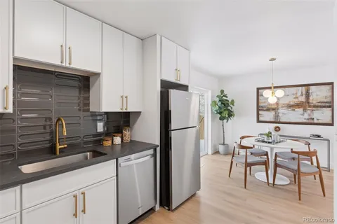 $560,000 | 1404 West Lake Avenue, Littleton, CO 80120