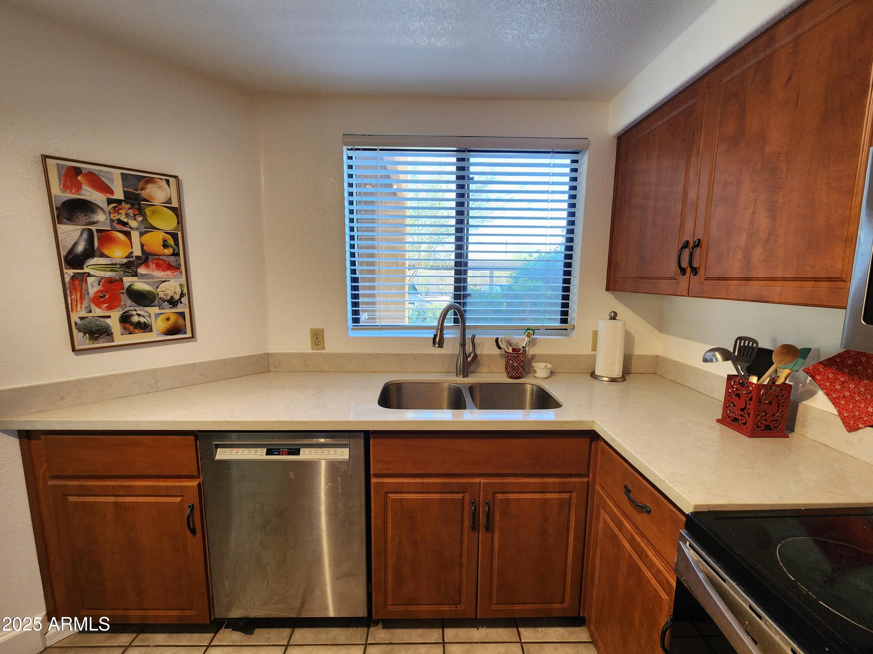 7575 East Indian Bend Road, Unit 1029 Scottsdale, AZ 85250 - Photo 7 of 28 Kitchen 2