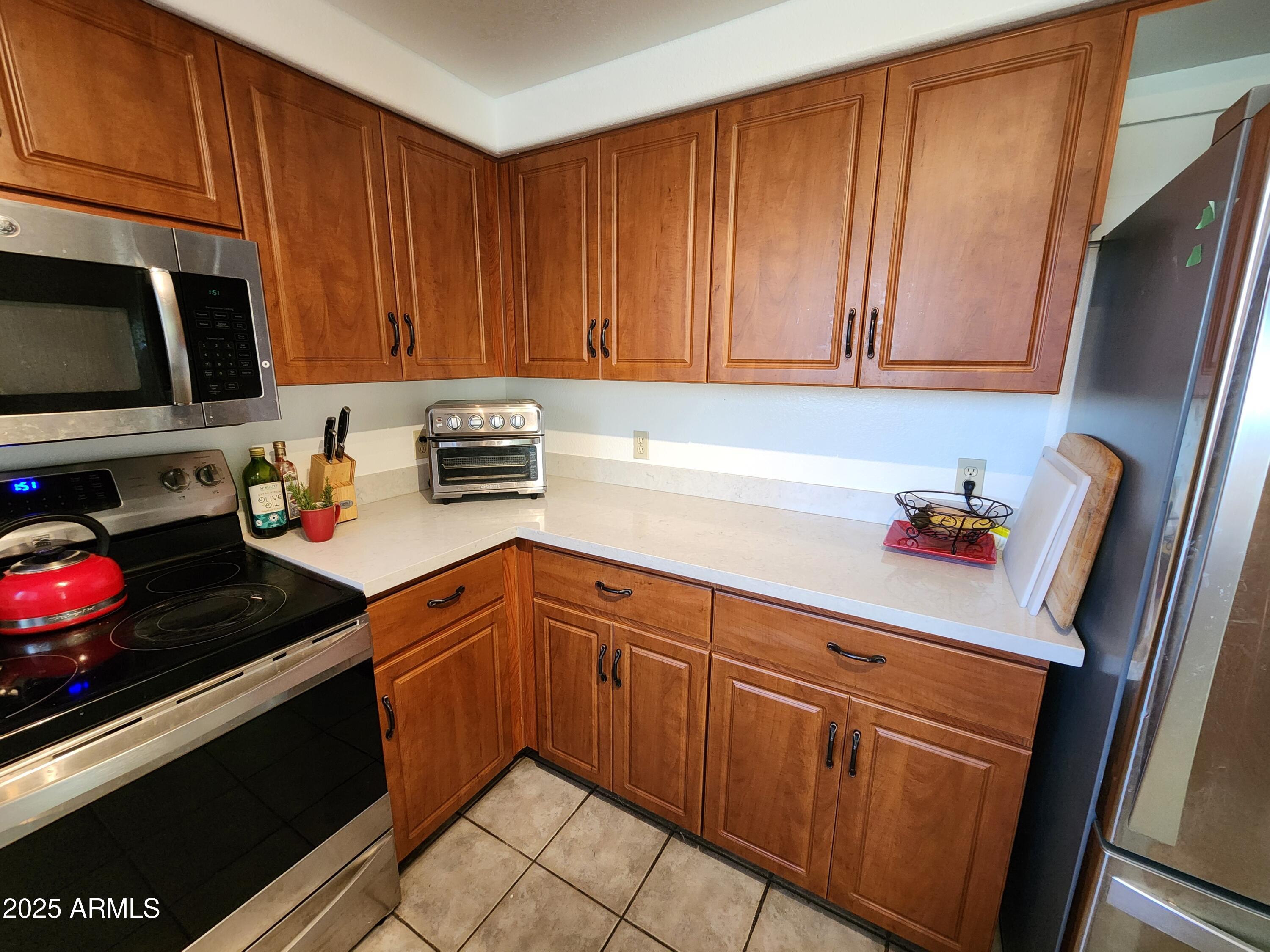 7575 East Indian Bend Road, Unit 1029 Scottsdale, AZ 85250 - Photo 8 of 28 Kitchen 3