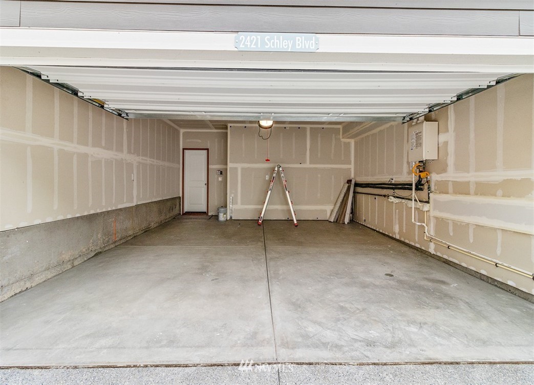 1050 Magnuson Way Bremerton, WA 98310 - Photo 14 of 14 Gallery Image 14