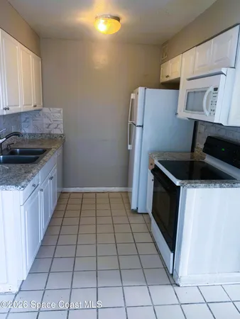 $1,350 | 140 Minna Lane, Unit 101, Merritt Island, FL 32953