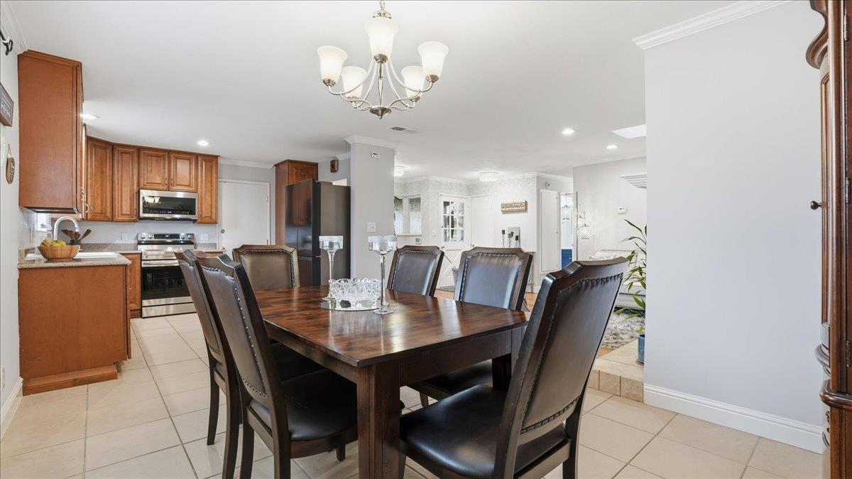 5701 Chipping Way Citrus Heights, CA 95621 - Photo 14 of 41 a view of a dining room with furniture