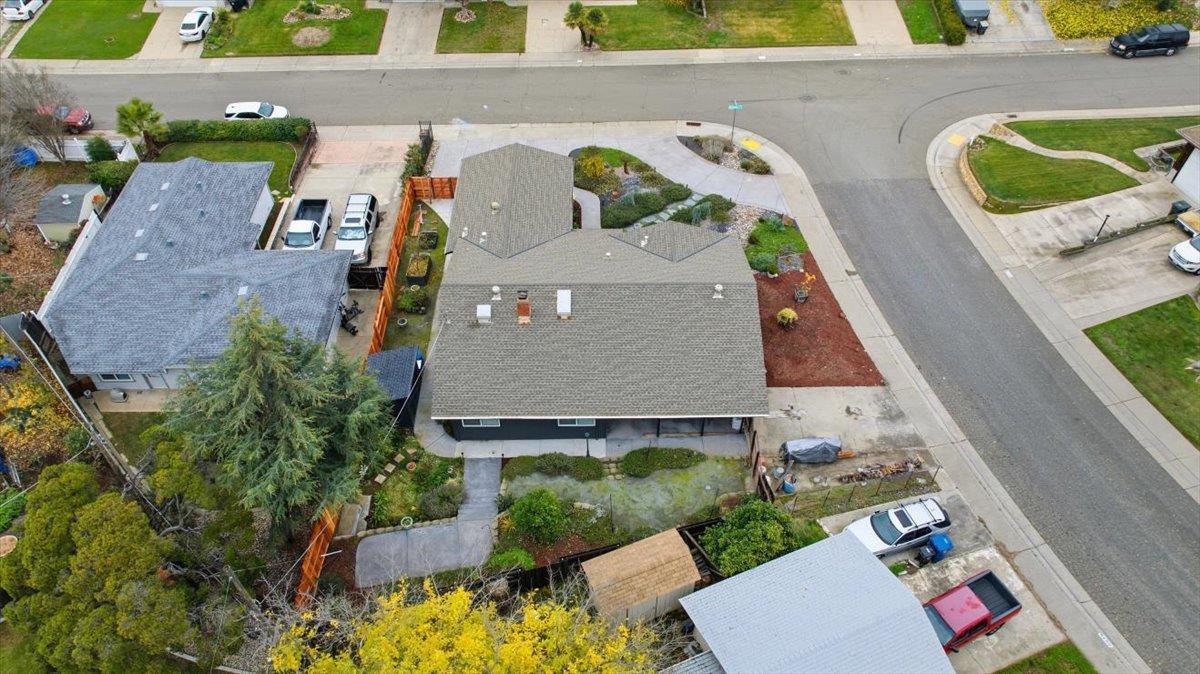 5701 Chipping Way Citrus Heights, CA 95621 - Photo 40 of 41 an aerial view of a house with garden space and street view