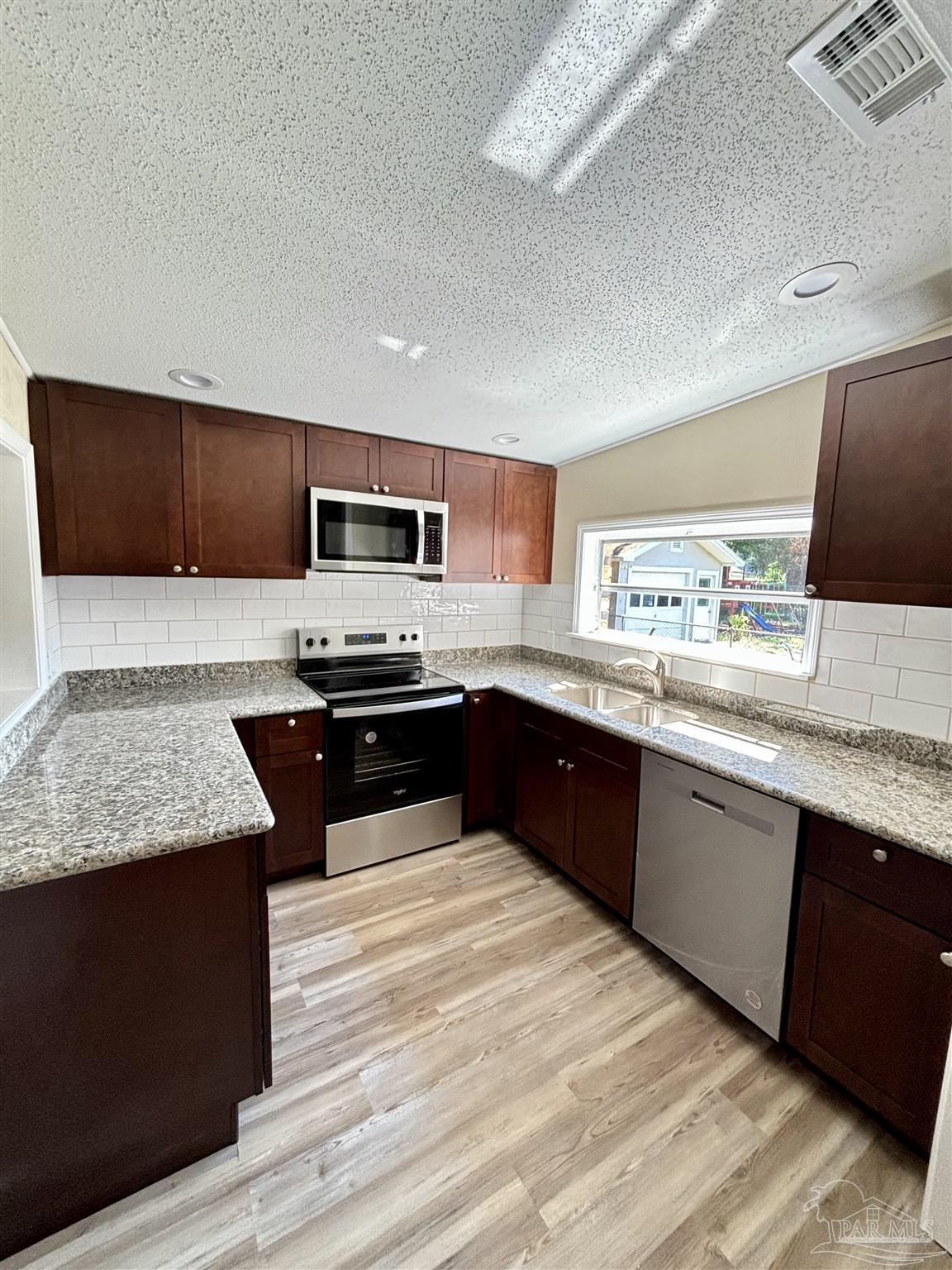 110 Rue Max Street Pensacola, FL 32507 - Photo 13 of 24