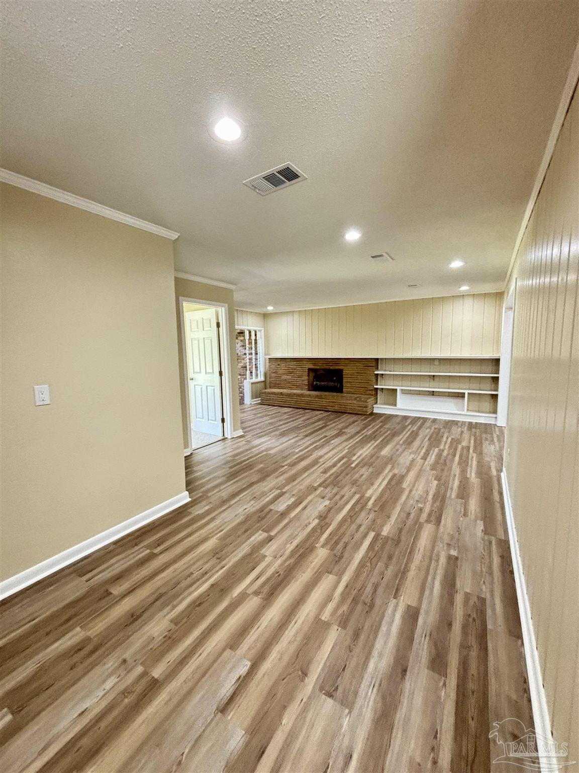 110 Rue Max Street Pensacola, FL 32507 - Photo 8 of 24