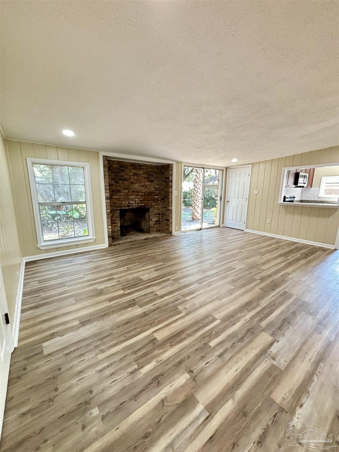 110 Rue Max Street Pensacola, FL 32507 - Photo 9 of 24