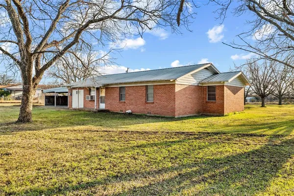 $170,000 | 508 Fannin Street, Millsap, TX 76066