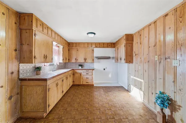 $170,000 | 508 Fannin Street, Millsap, TX 76066