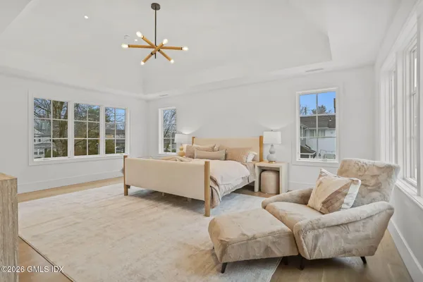 $5,200,000 | 2 Potter Drive, Old Greenwich, CT 06870