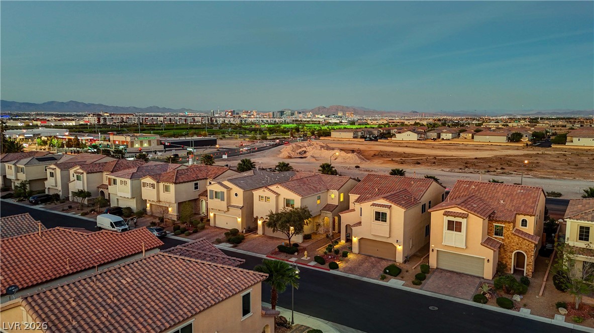 32 Lily Grove Road Las Vegas, NV 89148 - Photo 2 of 15