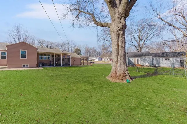 $370,000 | 7237 Floyd Street, Overland Park, KS 66204