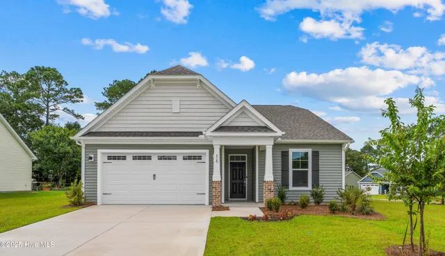 $349,900 | 658 Edgeside Drive Southeast, Bolivia, NC 28422