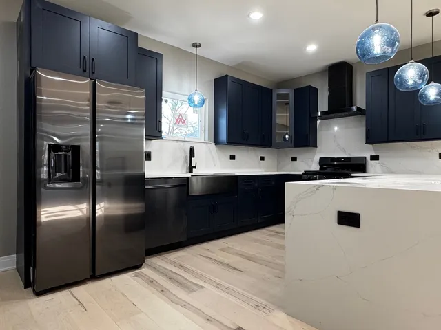 $579,000 | 4348 West Thomas Street, Chicago, IL 60651