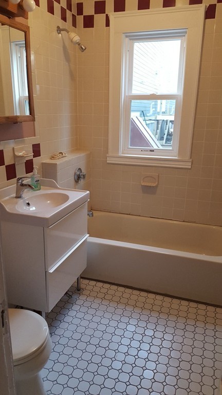 35 Asticou Road Boston, MA 02130 - Photo 4 of 8