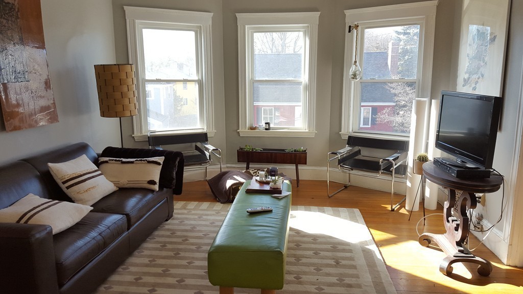 35 Asticou Road Boston, MA 02130 - Photo 5 of 8