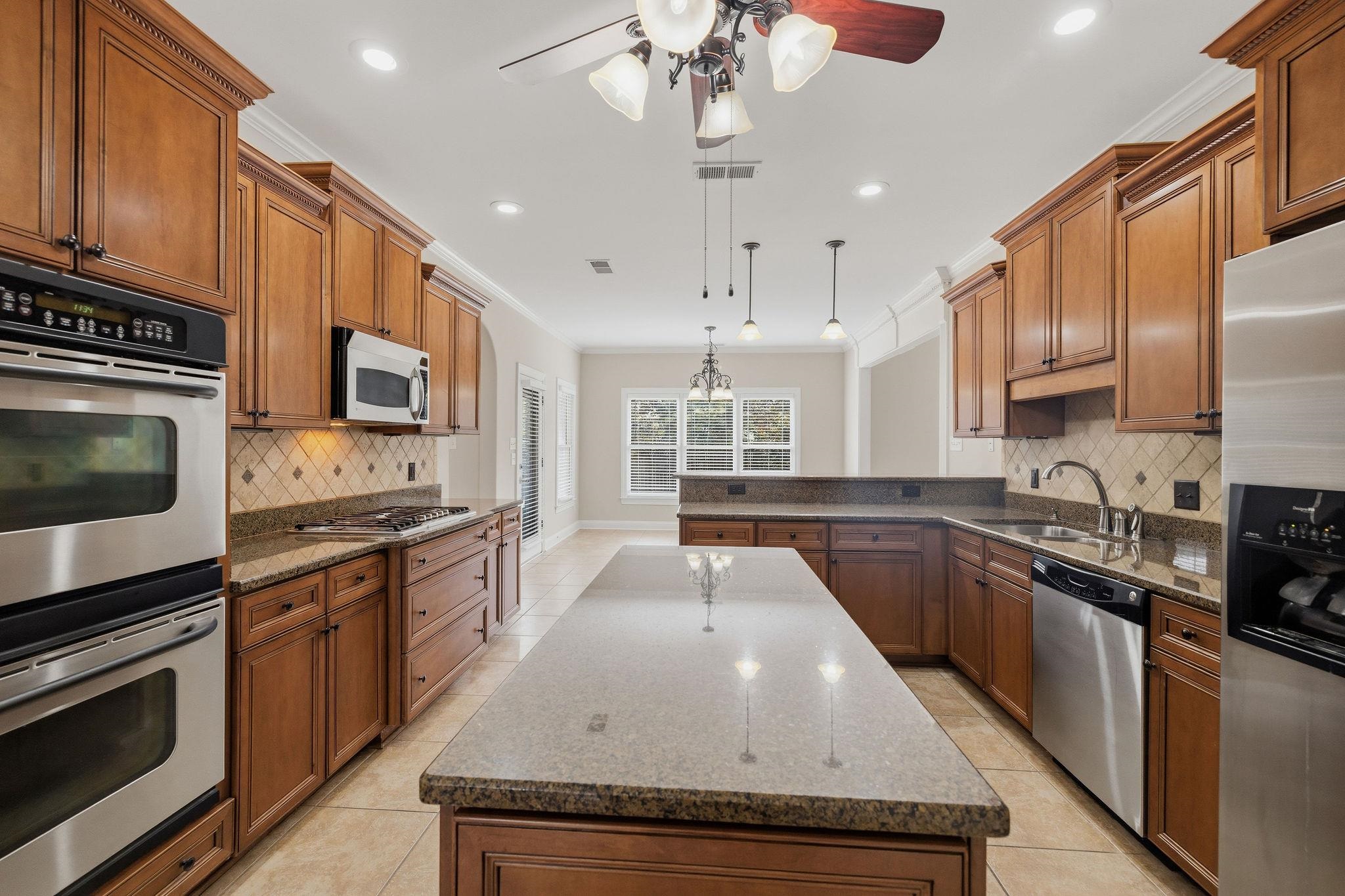 842 Shadow Walk Lane Collierville, TN 38017 - Photo 37 of 40