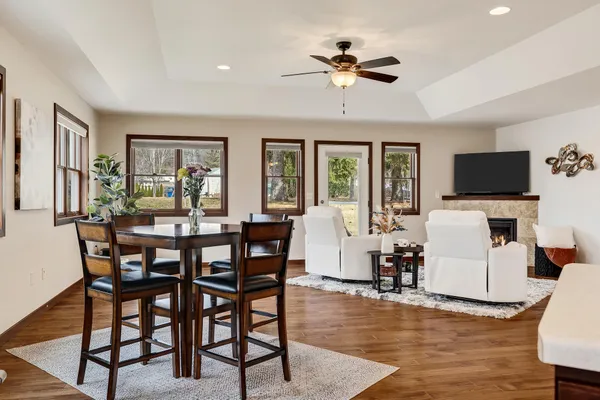 $449,900 | 709 Wildwood Court, La Crescent, MN 55947