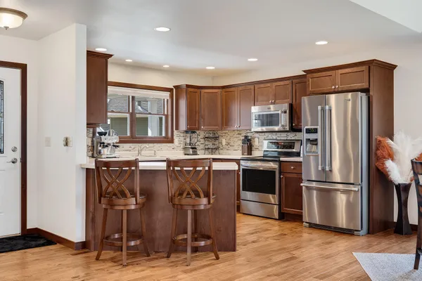 $449,900 | 709 Wildwood Court, La Crescent, MN 55947