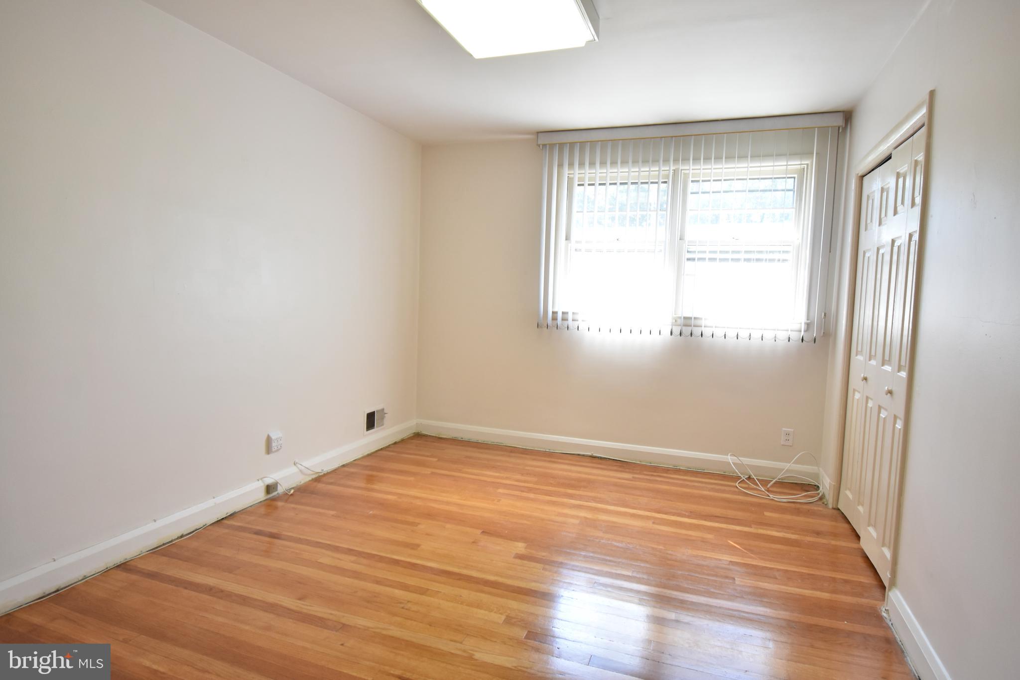 8313 Thornton Road Baltimore, MD 21204 - Photo 17 of 54 Gallery Image 17