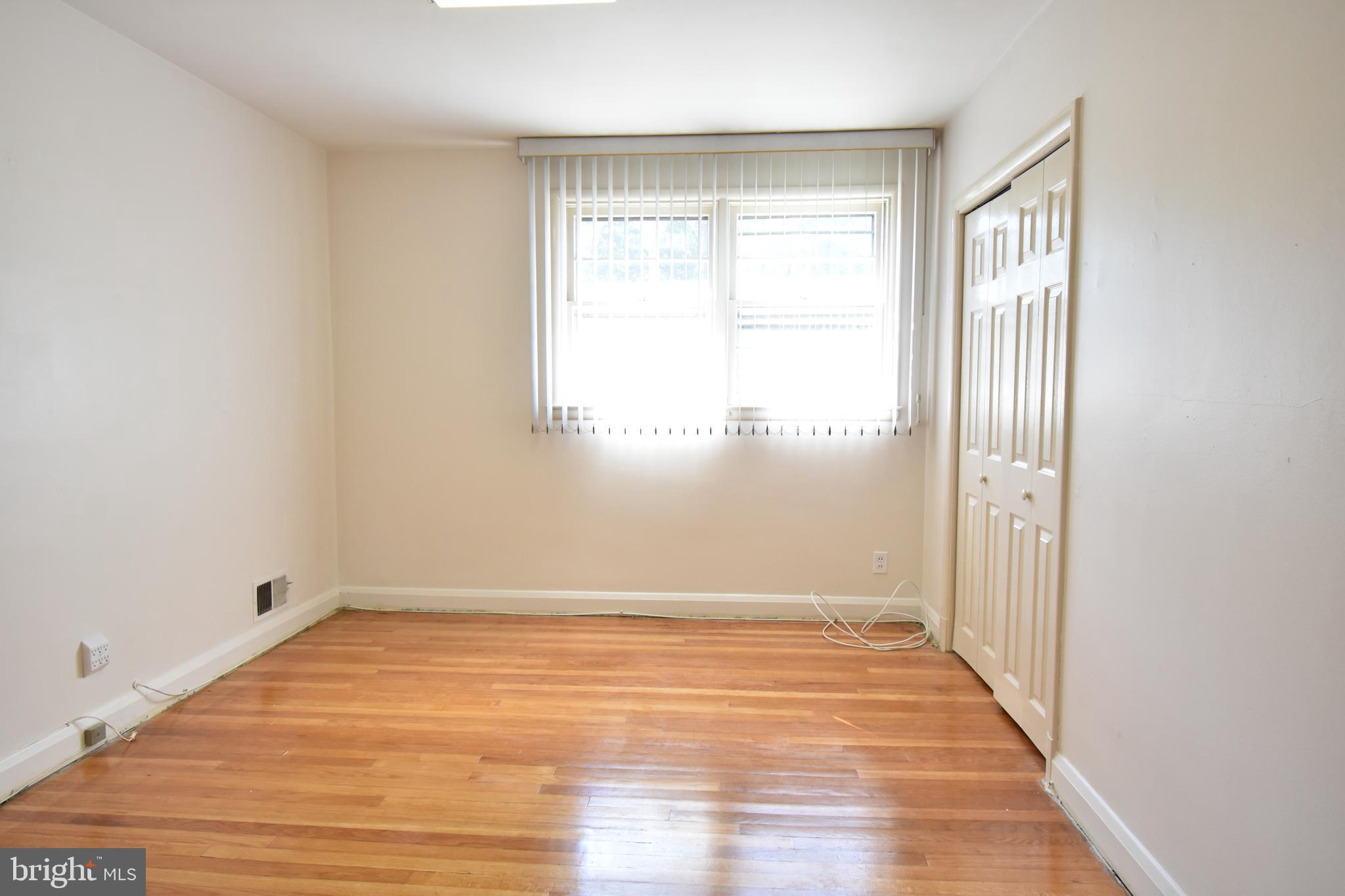 8313 Thornton Road Baltimore, MD 21204 - Photo 19 of 54 Gallery Image 19