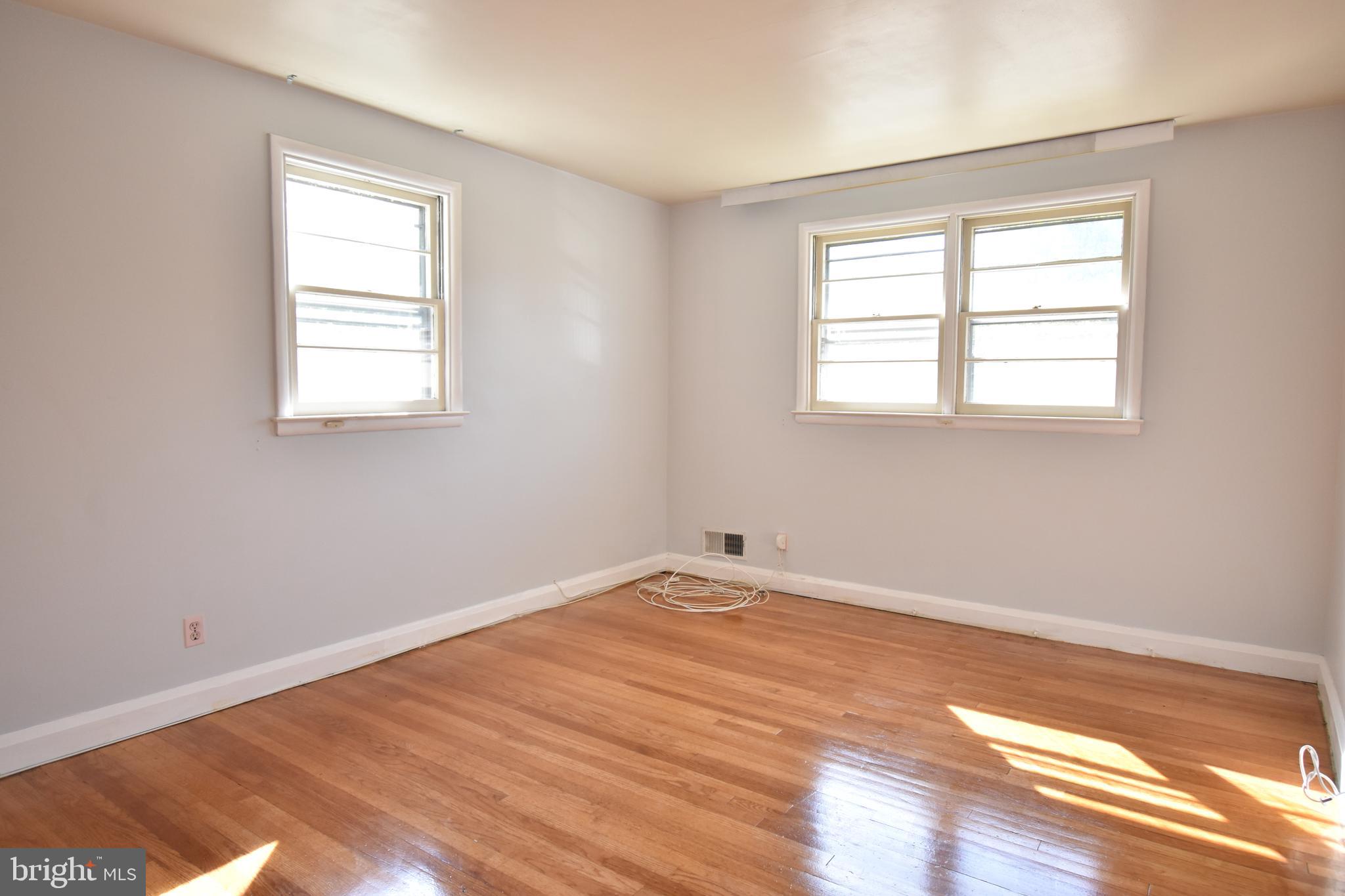 8313 Thornton Road Baltimore, MD 21204 - Photo 20 of 54 Gallery Image 20