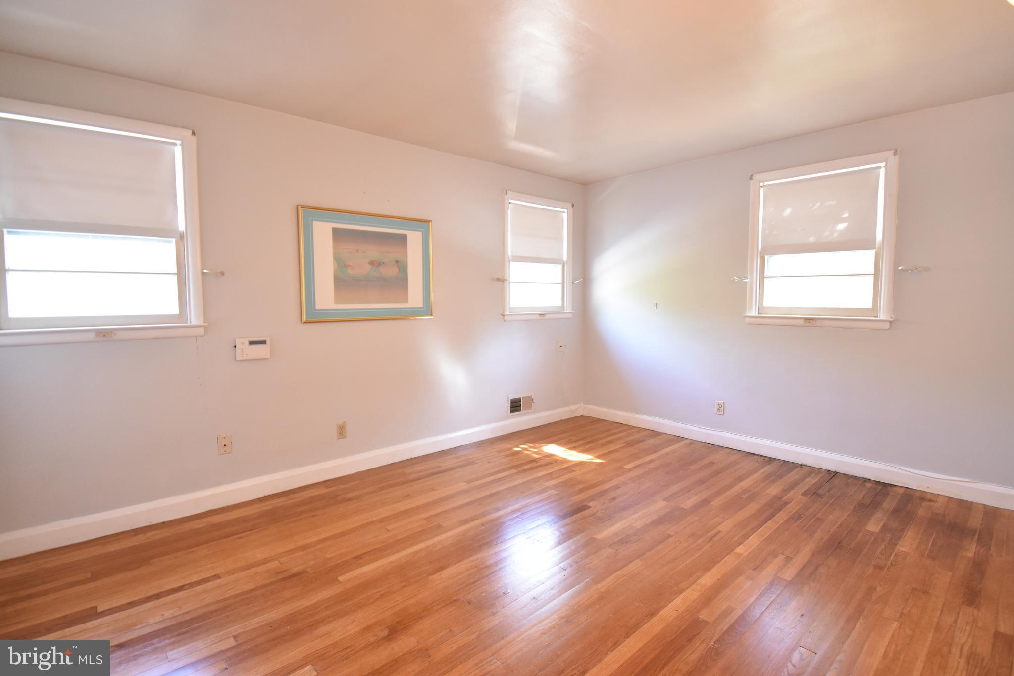 8313 Thornton Road Baltimore, MD 21204 - Photo 23 of 54 Gallery Image 23