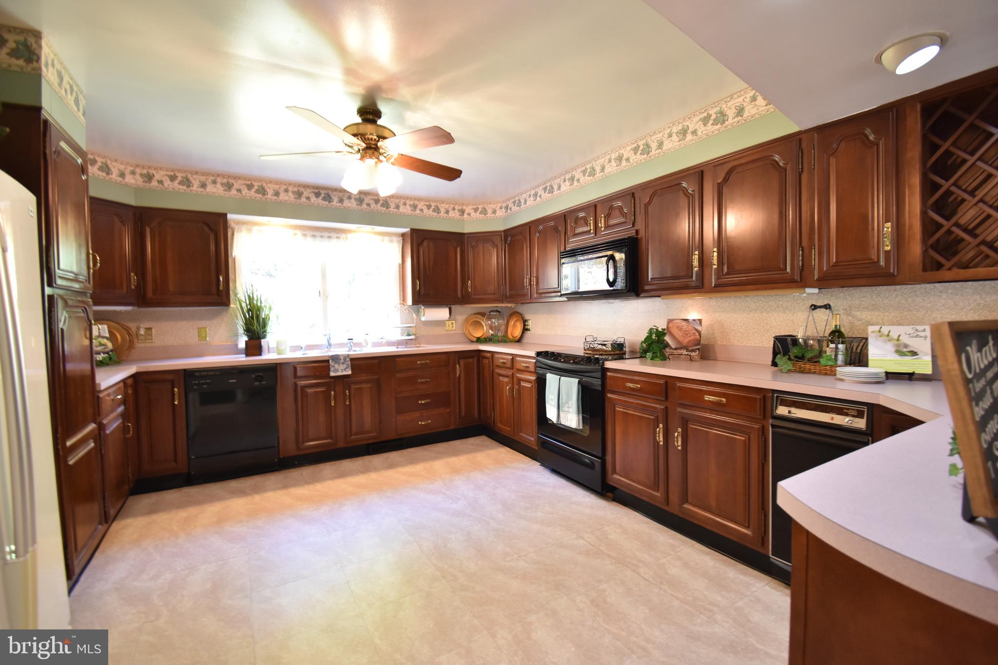 8313 Thornton Road Baltimore, MD 21204 - Photo 39 of 54 Gallery Image 39