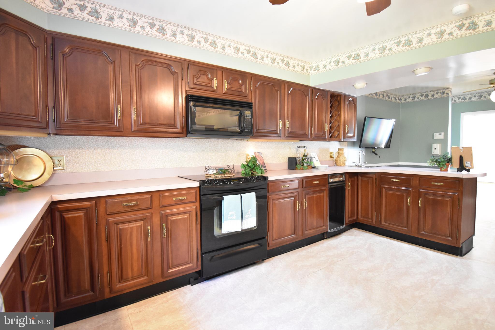 8313 Thornton Road Baltimore, MD 21204 - Photo 42 of 54 Gallery Image 42