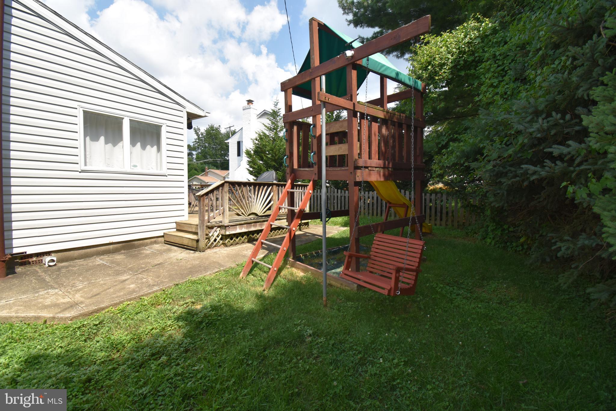 8313 Thornton Road Baltimore, MD 21204 - Photo 54 of 54 Backyard