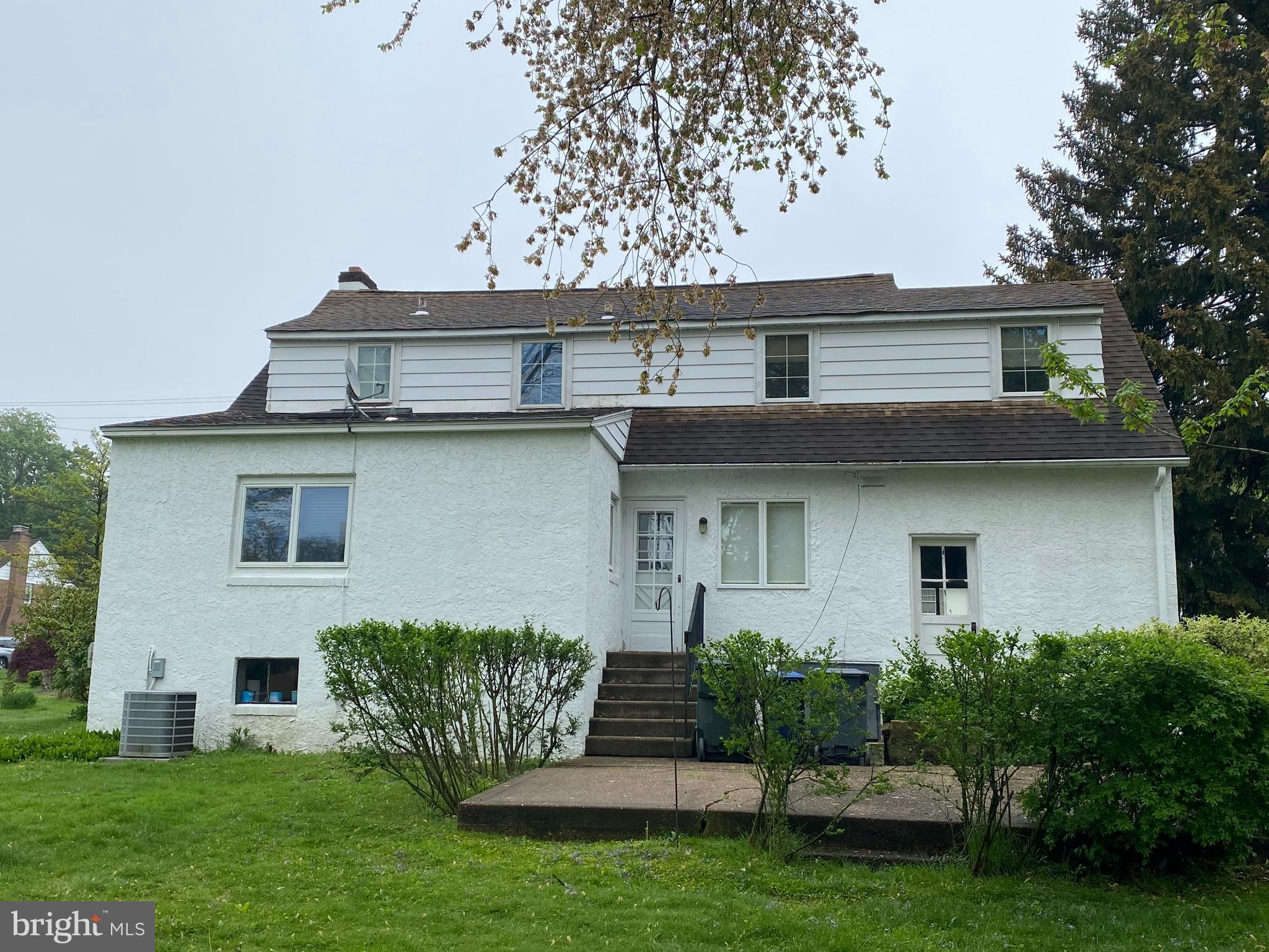 1122 Jericho Road Abington, PA 19001 - Photo 14 of 15 Rear of house