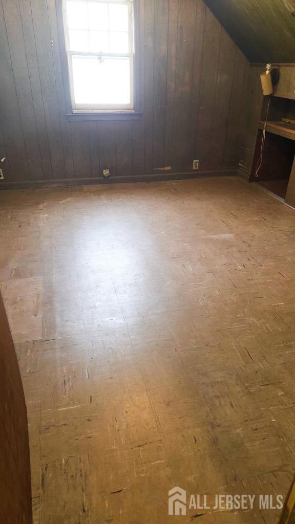 234 Old Road Sewaren, NJ 07077 - Photo 10 of 15