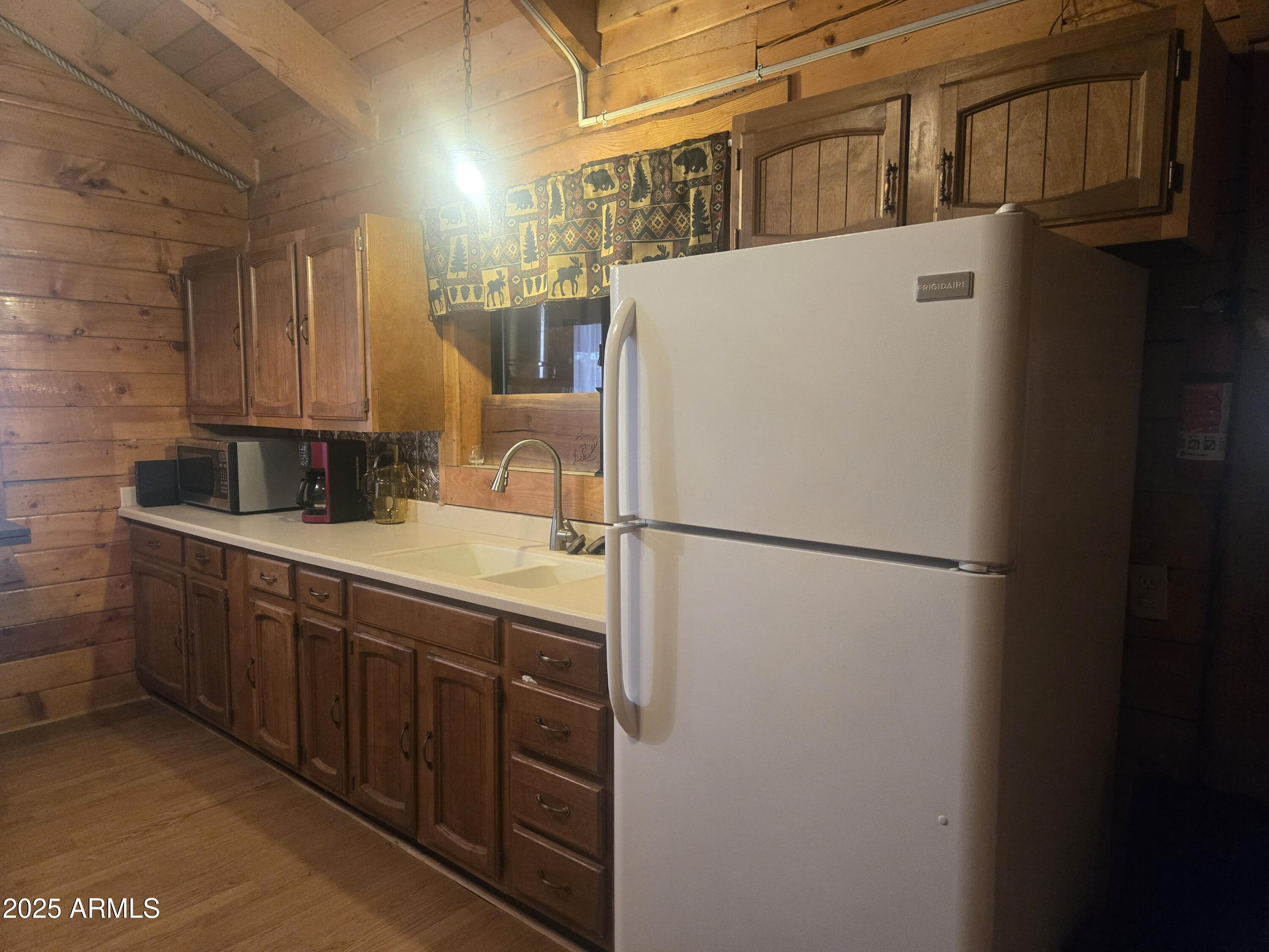 2145 Fishermans Road Overgaard, AZ 85933 - Photo 10 of 28 20250723_144316