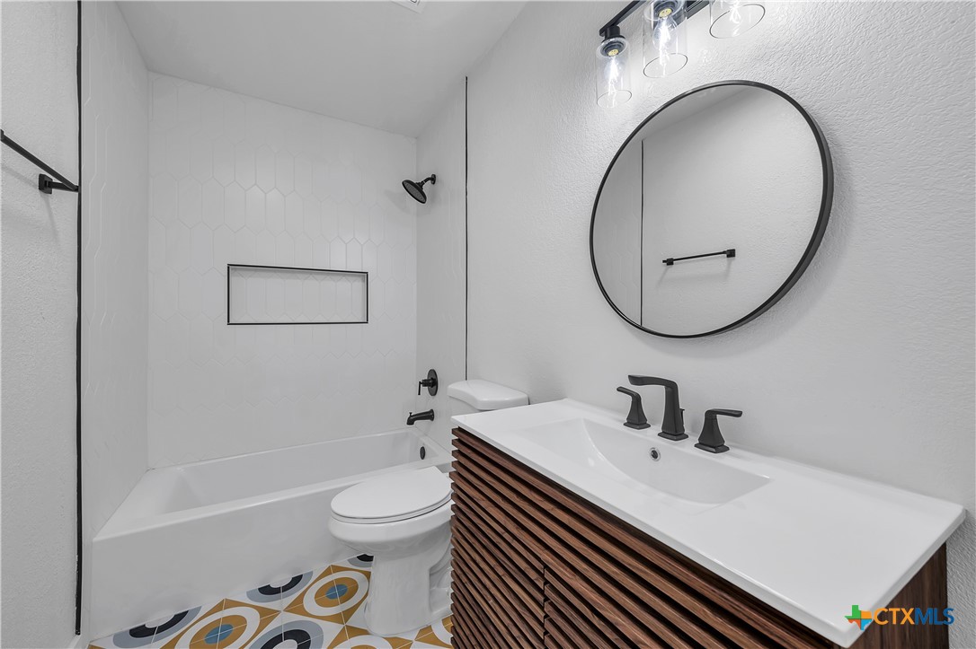 2239 Hilltop Loop Killeen, TX 76549 - Photo 4 of 15