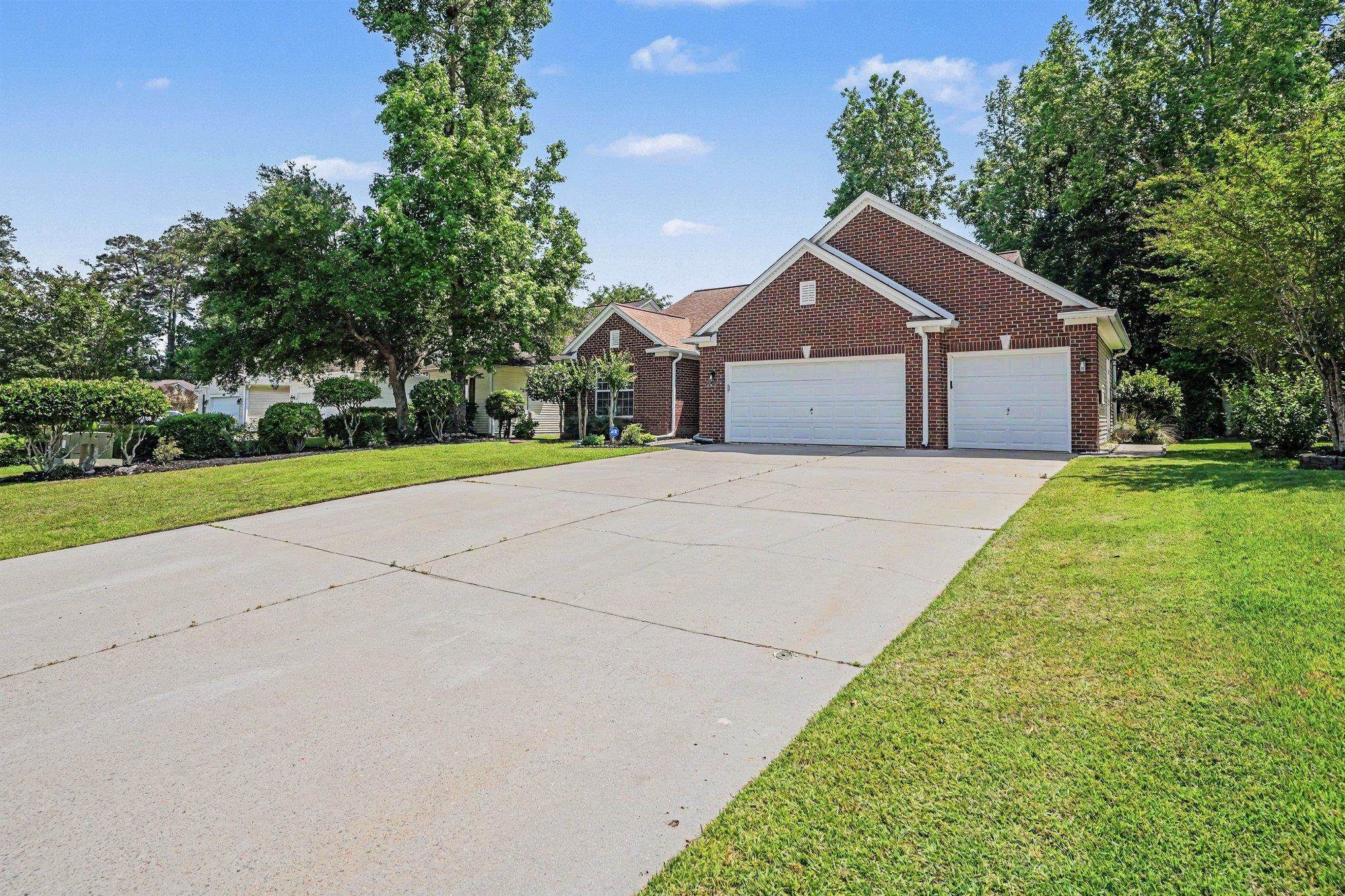 9835 Winchester Court Murrells Inlet, SC 29576 - Photo 2 of 41
