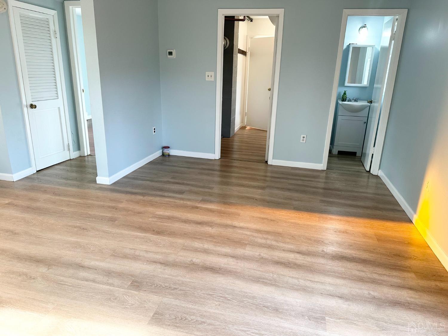 602 Georges Road Monmouth Junction, NJ 08852 - Photo 17 of 33 Gallery Image 17