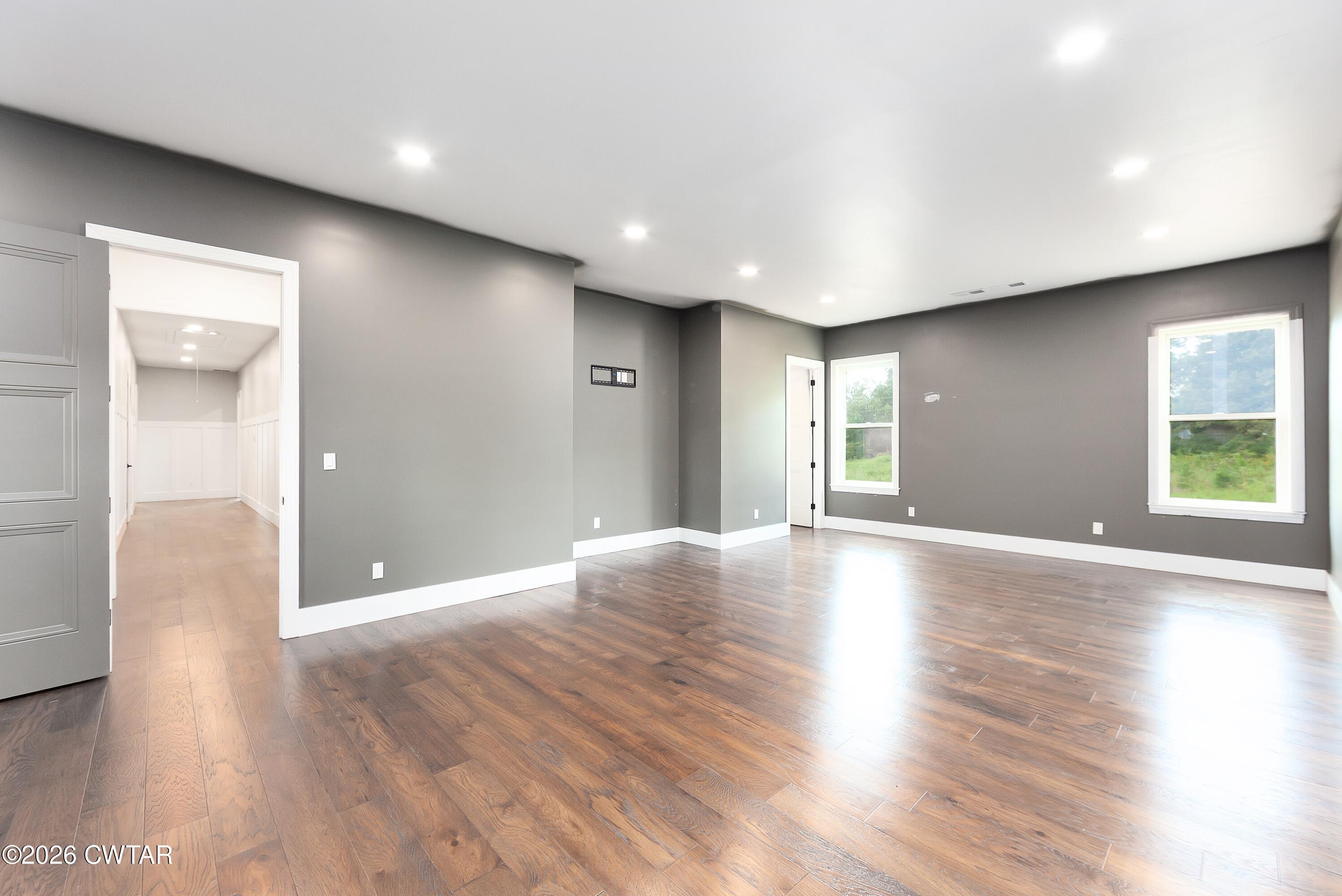 585 Smith Road Luray, TN 38352 - Photo 8 of 29 585_smith_rd-40
