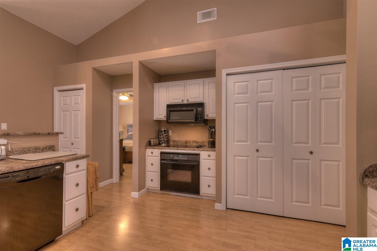 122 Lakeside Road Warrior, AL 35180 - Photo 27 of 50